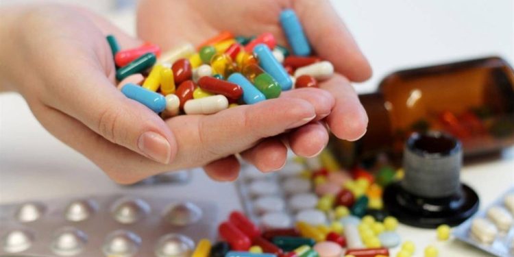 زيادة ضخ أدوية إضافية بالسوق المحلي بلغت 133 مليون عبوة لـ364 مستحضر دوائي