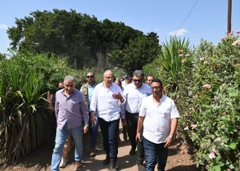 سويلم يتفقد حالة الرى بمحافظة القليوبية ويلتقى بالمزارعين لتقييم الموسم الصيفى على أرض الواقع