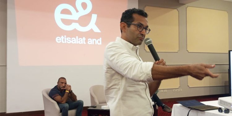أحمد يحيى: “إي اند مصر” تعلن مضاعفة استثماراتها في الشبكة لتصل إلى 10 مليارات جنيه