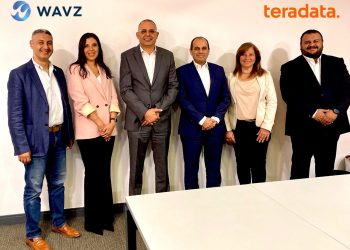 WAVZ وTeradata تعلنان عن اتفاقية استراتيجية لتمكين الشركات المصرية من تحليل البيانات والذكاء الاصطناعي