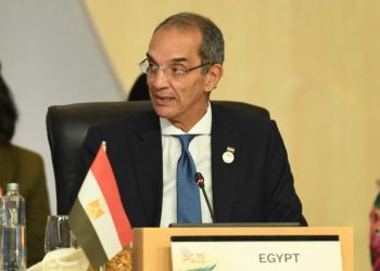 وزير الاتصالات يلقى كلمة مصر فى جلسة القادة ورؤساء الوفود ضمن فعاليات منتدى “إندونيسيا- افريقيا”