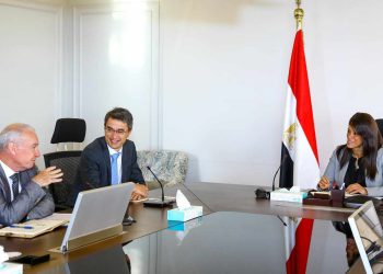 «المشاط» تستعرض مع البنك الدولي جهود حوكمة الإنفاق الاستثماري