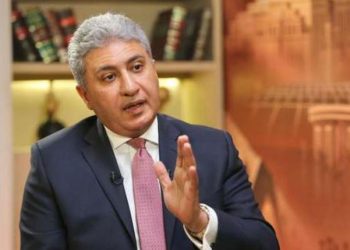 وزير السياحة والآثار يعتمد الضوابط المنظمة لتنفيذ رحلات العمرة للموسم الجديد