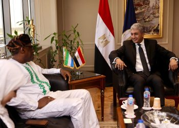 وزير السياحة والآثار يلتقي بسفير سيراليون بالقاهرة لبحث تعزيز أوجه التعاون المستقبلية