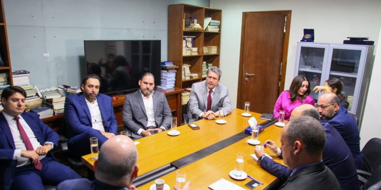 “3i البرازيلية” تبحث الفرص الاستثمارية والتجارية في مصر”