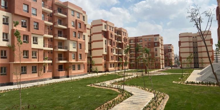 فرصة جديدة للإسكان في مصر: تفاصيل طرح شقق 2024 لمحدودي ومتوسطي الدخل