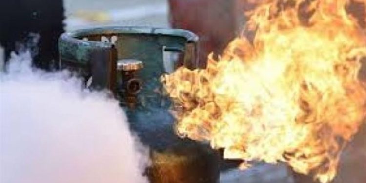 انفجار أسطوانة بوتاجاز داخل شقة سكنية بالجيزة