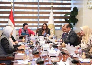 وزيرتا التنمية والبيئة تناقشان آخر المستجدات الخاصة بالمبادرة الرئاسية 100 مليون شجرة