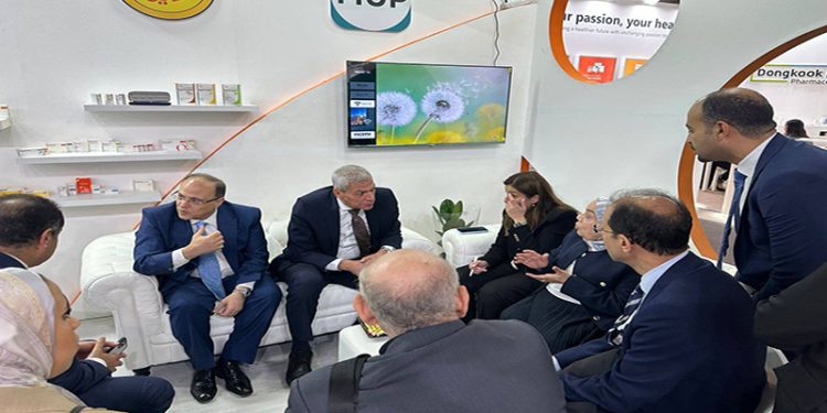 هيئة الدواء المصرية تشارك في معرض CPHI الدولي بإيطاليا