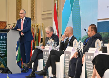 سويلم يشارك فى جلسة “الإدارة الاستراتيجية للموارد المائية لزيادة مرونة المنظومة المائية”