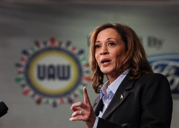 كامالا هاريس: الوضع الإنساني للشعب اللبناني يزداد سوءًا