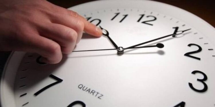 اعرف الآن.. مواقيت الصلاة بعد اعتماد التوقيت الشتوي 2024 في مصر