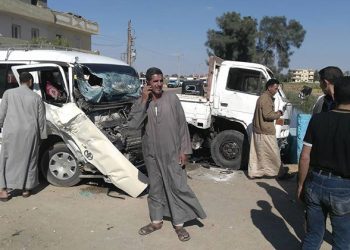 تصادم سيارة ملاكي وربع نقل على طريق أسيوط الصحراوي الغربي ووقوع إصابات
