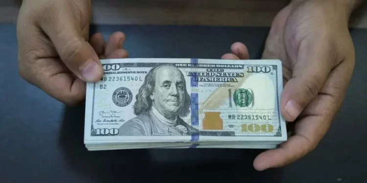 تغيرات في سعر الدولار مقابل الجنيه المصري اليوم 3-10-2024