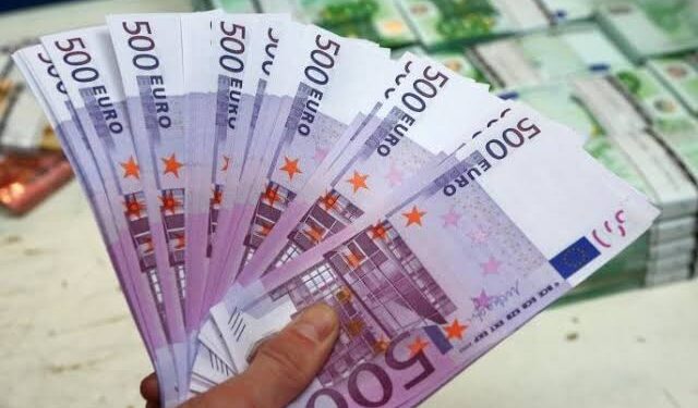 انخفاض طفيف في سعر اليورو السبت 19 أكتوبر في البنوك المصرية والسوق السوداء