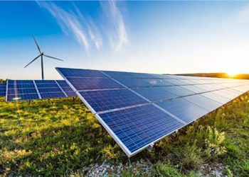 البيئة ترصد حلول الطاقة المتجددة واستخداماتها في العمليات الزراعية