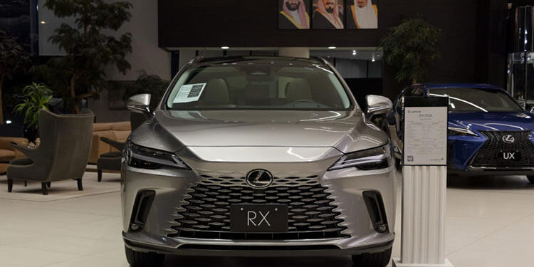 أسعار لكزس RX موديل 2025 الجديدة