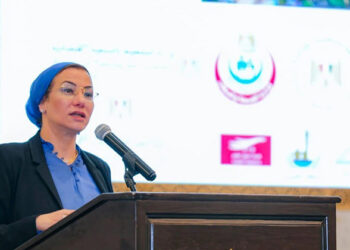 وزيرة البيئة تفتتح الجلسة الافتتاحية لزيارة البعثة الفنية للبنك الدولي لمتابعة أنشطة مشروع تلوث الهواء