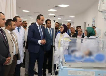 رئيس هيئة الرعاية الصحية يلتقي محافظ السويس ويناقشان عددًا من الملفات الهامة