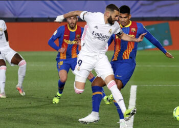 موعد مباراة ريال مدريد وبرشلونة الليلة فى الدوري الإسباني