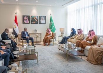 وزير السياحة والآثار يلتقى وزير السياحة السعودي لبحث سبل التعاون المشترك