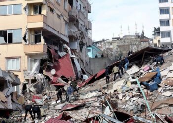 زلزال عنيف بقوة 6.1 ريختر يهز شرق تركيا.. العالم الهولندي يتوقعه مسبقًا