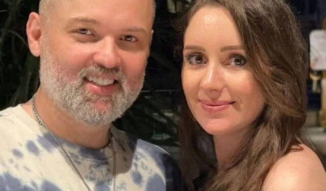 زوجة محمد محمود عبدالعزيز: أول ما شفته قلت له أنت هتبقى جوزى وهفكرك