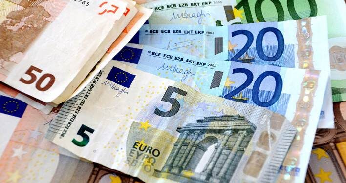 ارتفاع سعر اليورو مقابل الجنيه المصري في البنوك اليوم الأربعاء 23 أكتوبر 2024