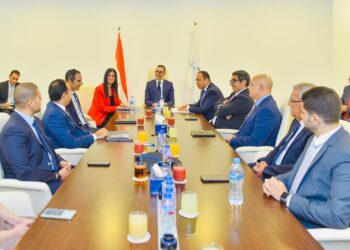 وزير الاستثمار يلتقي أعضاء صندوق مصر السيادي لبحث سبل تعظيم العائد من الأصول المملوكة للدولة