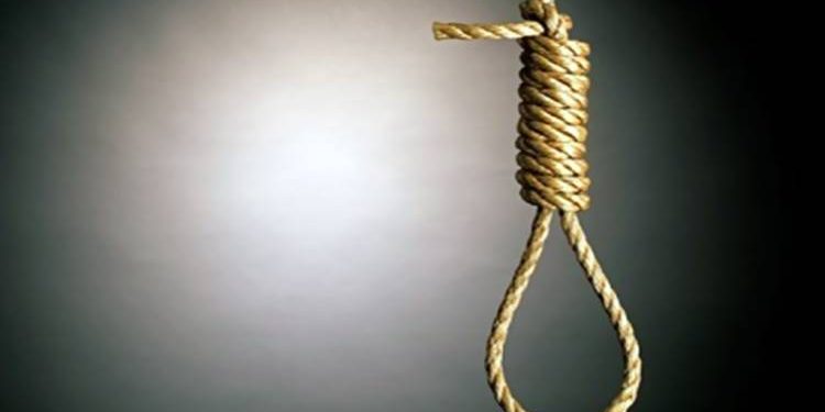 شاب ينهى حياته شنقا داخل منزله بنجع حمادى