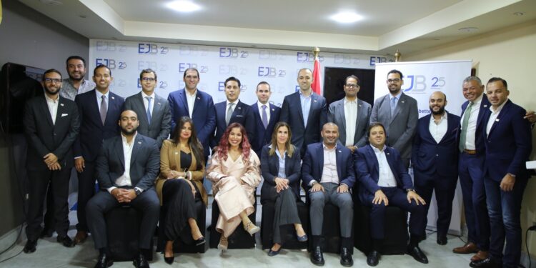 “شباب الأعمال”: ملتزمون بمساندة الدولة والقطاع الخاص في رسم مستقبل أفضل للاقتصاد المصري