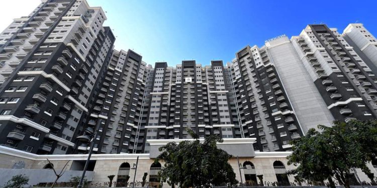 وزير الإسكان يتابع سير العمل بمشروع تطوير “منطقة مثلث ماسبيرو” بمحافظة القاهرة