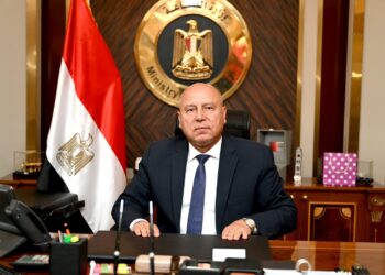 السبت .. كامل الوزير يلتقي مع المستثمرين الصناعيين بمحافظة الفيوم