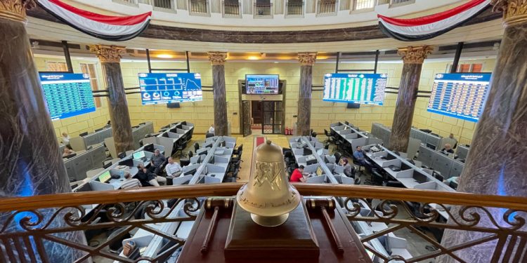 هبوط مؤشرات البورصة بختام تعاملات جلسة الأربعاء بضغوط مبيعات عربية