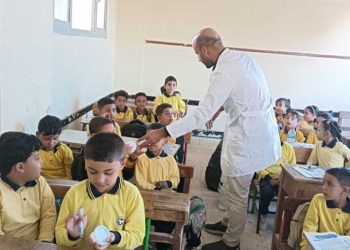 الصحة تطلق حملات وقائية للفحص والكشف المبكر وعلاج أمراض البلهارسيا والطفيليات المعوية لطلاب المدارس