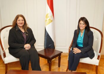 وزيرة التخطيط تلتقي المدير الإقليمي لمركز أبحاث التنمية الدولية لمناقشة فُرص التعاون المشترك