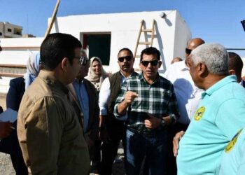 وزير الشباب والرياضة يقوم بجولة تفقدية في مركز شباب ومعسكر شباب سفاجا