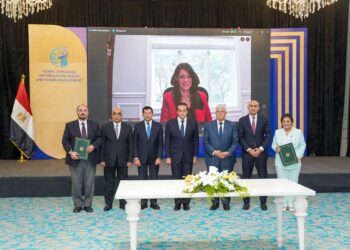 المشاط :محفظة التمويل التنموي تضم 105 مشروعًا بقطاعات التنمية البشرية المختلفة بقيمة 7 مليارات دولار