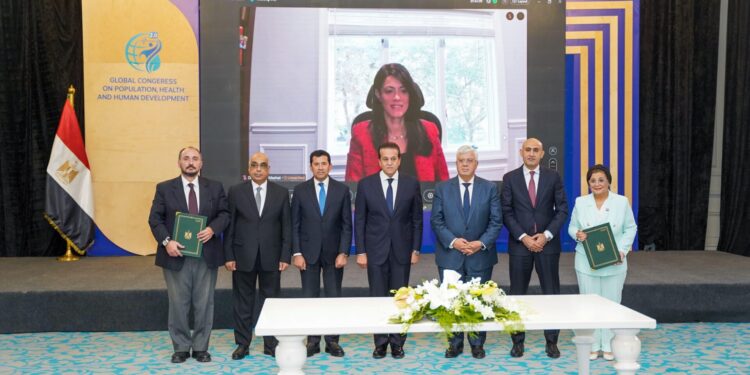 المشاط :محفظة التمويل التنموي تضم 105 مشروعًا بقطاعات التنمية البشرية المختلفة بقيمة 7 مليارات دولار