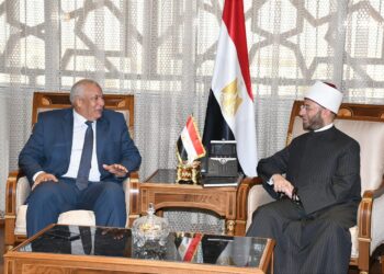 وزير الأوقاف يستقبل محافظ الوادي الجديد ويبحثان التعاون المشترك في الدعوة وعمارة المساجد بالمحافظة