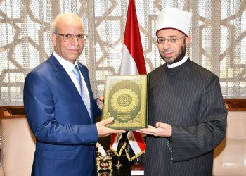 وزير الأوقاف يستقبل سفير العراق بالقاهرة لبحث التعاون المشترك