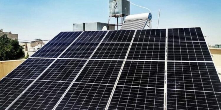 إضافة 560 ميجاوات من محطة أبيدوس الشمسية للشبكة الكهربائية
