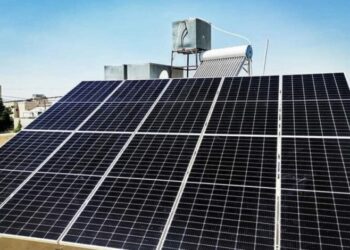 إضافة 560 ميجاوات من محطة أبيدوس الشمسية للشبكة الكهربائية