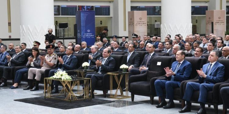 الرئيس السيسي: “إحنا نتعب لأجل بكرة ودى أساسيات لتطوير وبناء الدولة”