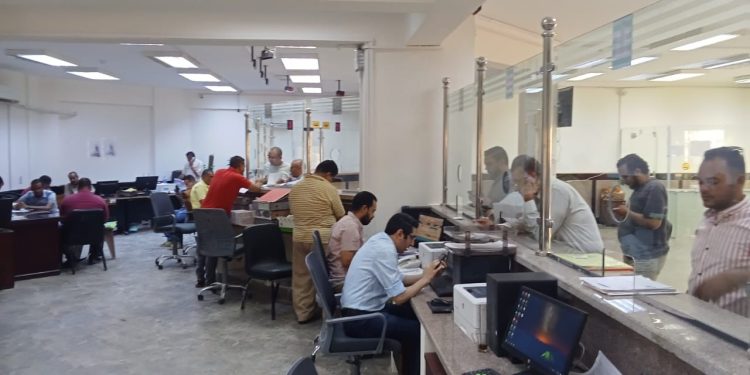 وزير الإسكان: دفع العمل بأعمال ترفيق الأراضي والخدمات والتطوير بمدينة سوهاج الجديدة