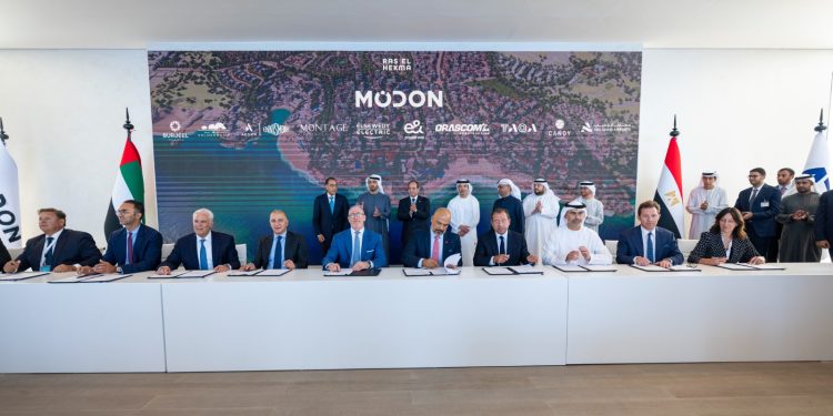 مجموعة “مدن” القابضة توقع اتفاقية تعاون مع “إي آند مصر” للمساهمة في اعادة رسم مستقبل المدن الذكية في مشروع رأس الحكمة