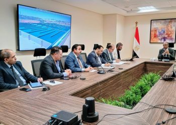 نائب وزير الإسكان يلتقي ممثلي بعثة الاتحاد الأوروبي في مصر