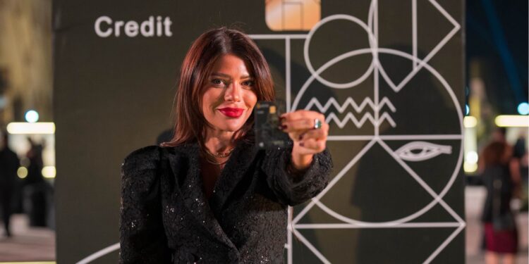 بنك مصر وفيزا يطلقان بطاقة انفينت الائتمانية لتجربة مميزة لحامليها