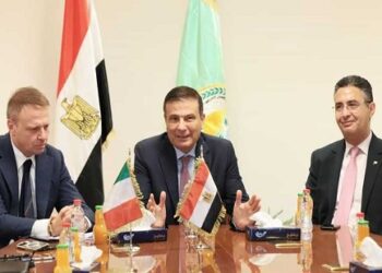 وزيرا الزراعة والتموين يبحثان مع وزير الزراعة الإيطالي التعاون في تحقيق الأمن الغذائي