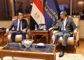 وزيرا الاتصالات وقطاع الأعمال يتابعان مشروع تطبيق برنامج تخطيط موارد المؤسسات “ERP”